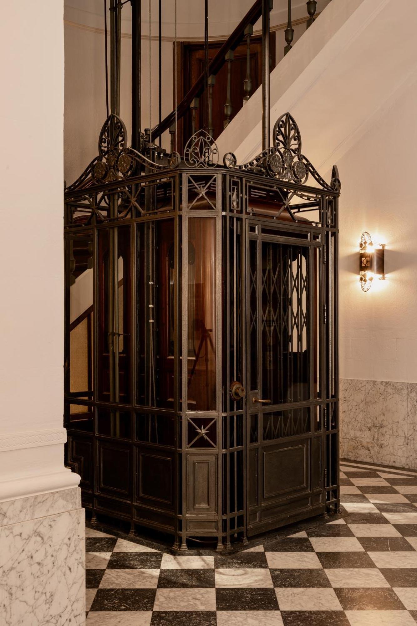 De Gulden Poorte, A Lxryhome Hotel Collection Антверпен Экстерьер фото